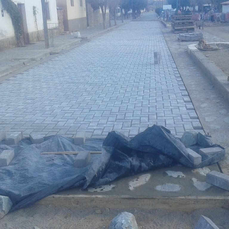 PavimentoarticuladoyempedradodeAvSanMartn